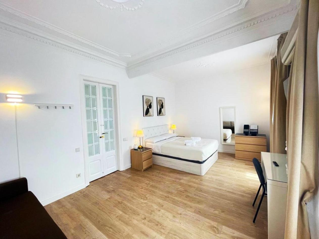 Flor Habitaciones Barcelona Buitenkant foto